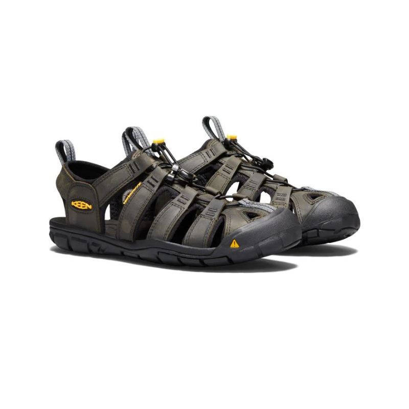 Neu Eingetroffen Keen Clearwater Leather CNX Sandale fur Herren-Magnet/Black