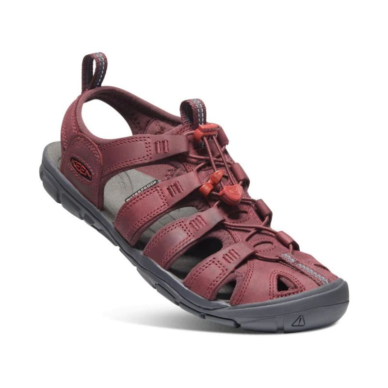 Neu Eingetroffen Keen Clearwater Leather CNX Sandale fur Damen-Wine/Red Dahlia
